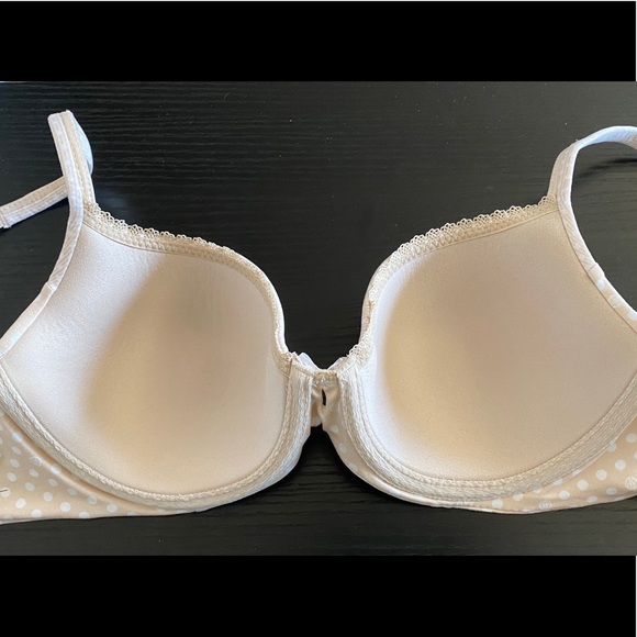 New.  Never Worn.  Body by Victoria Demi Bra - Picture 7 of 7